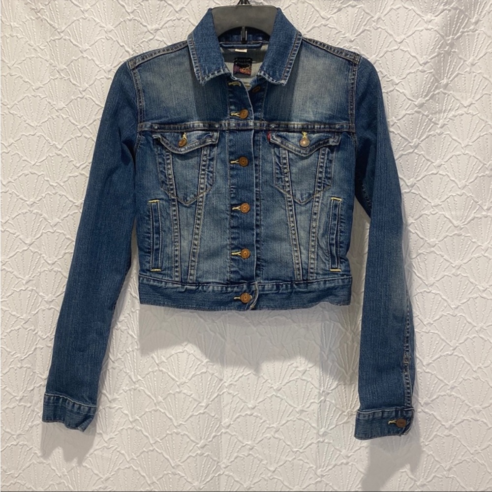 Levi’s Jeans Women’s Jean Jacket